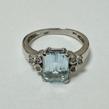 Load image into Gallery viewer, 18ct White Gold Aquamarine  and Diamonds Set Ring Pre-Loved
