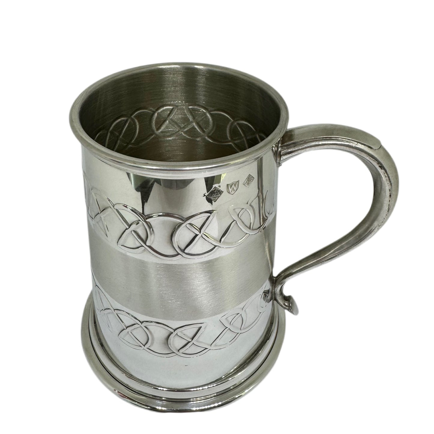 2739 Pewter 1 pint Celtic Design Tankard