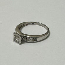 Load image into Gallery viewer, 10ct White Gold Diamond Ring With Diamonds on the Shoulders Ring Pre-Loved Ref PLR104
