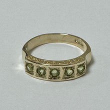 Load image into Gallery viewer, 9ct Yellow Gold 5 Peridot Set Ring  - Pre-Loved Ref PLR90
