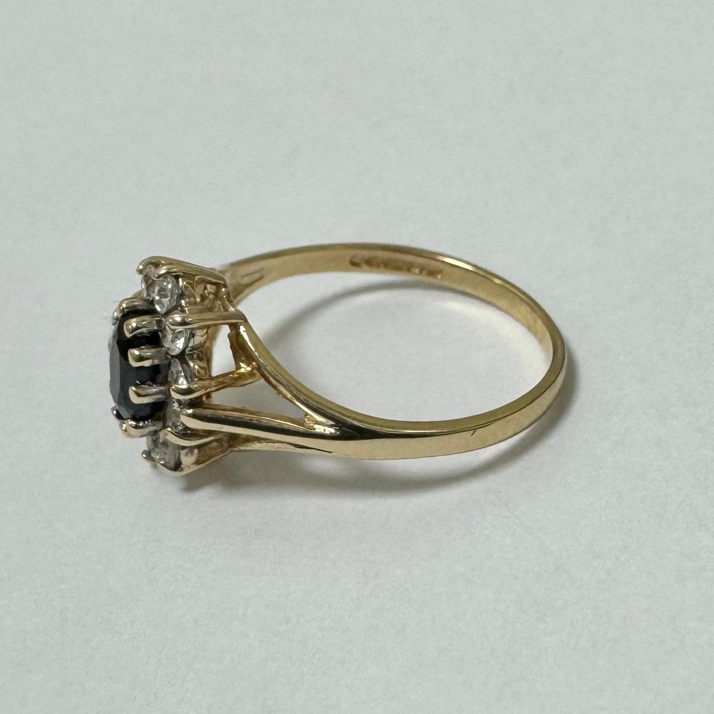 9ct Yellow Gold CZ and Sapphire Cluster Ring - Pre Loved PLR108