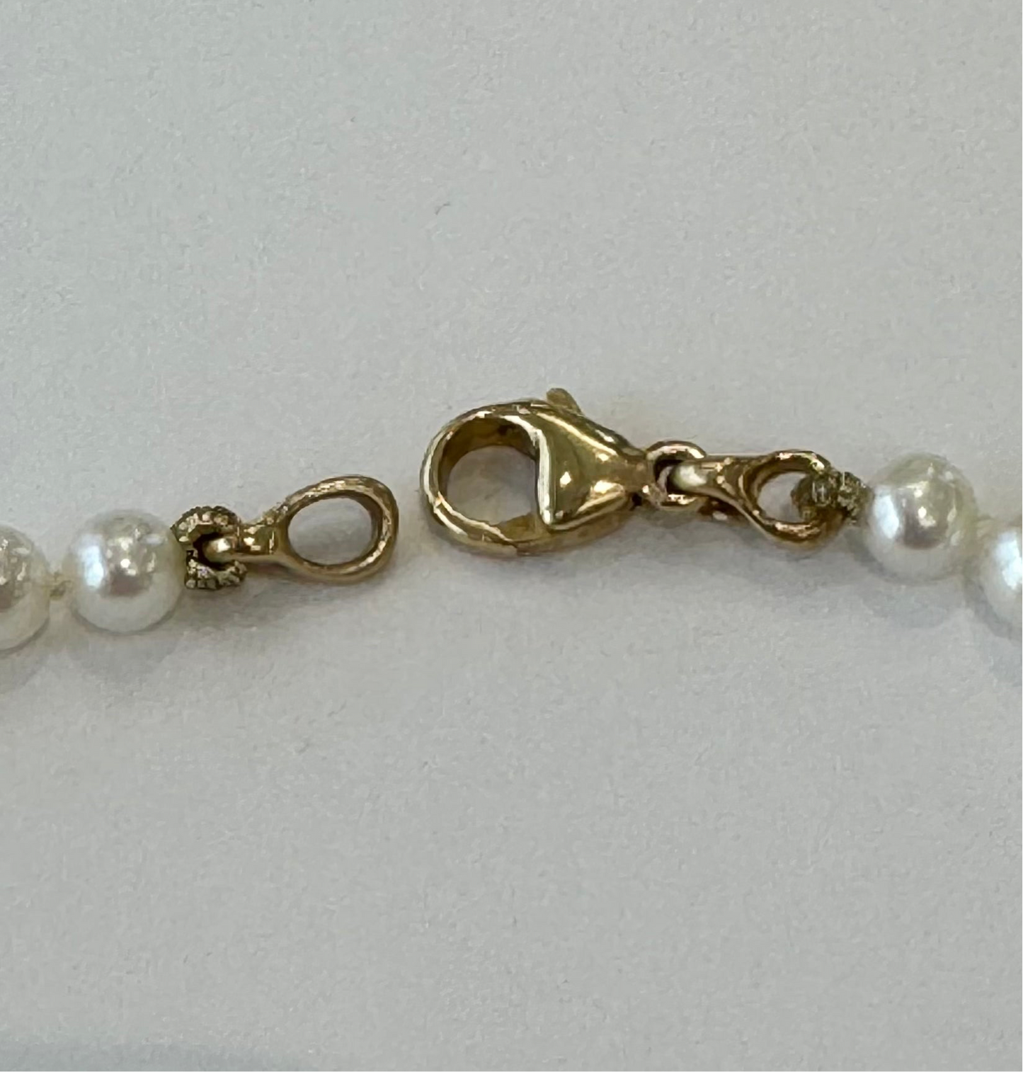 Fresh Water Pearl Necklace 87 Pearls With 14ct Yellow Gold Clasp - Pre Loved