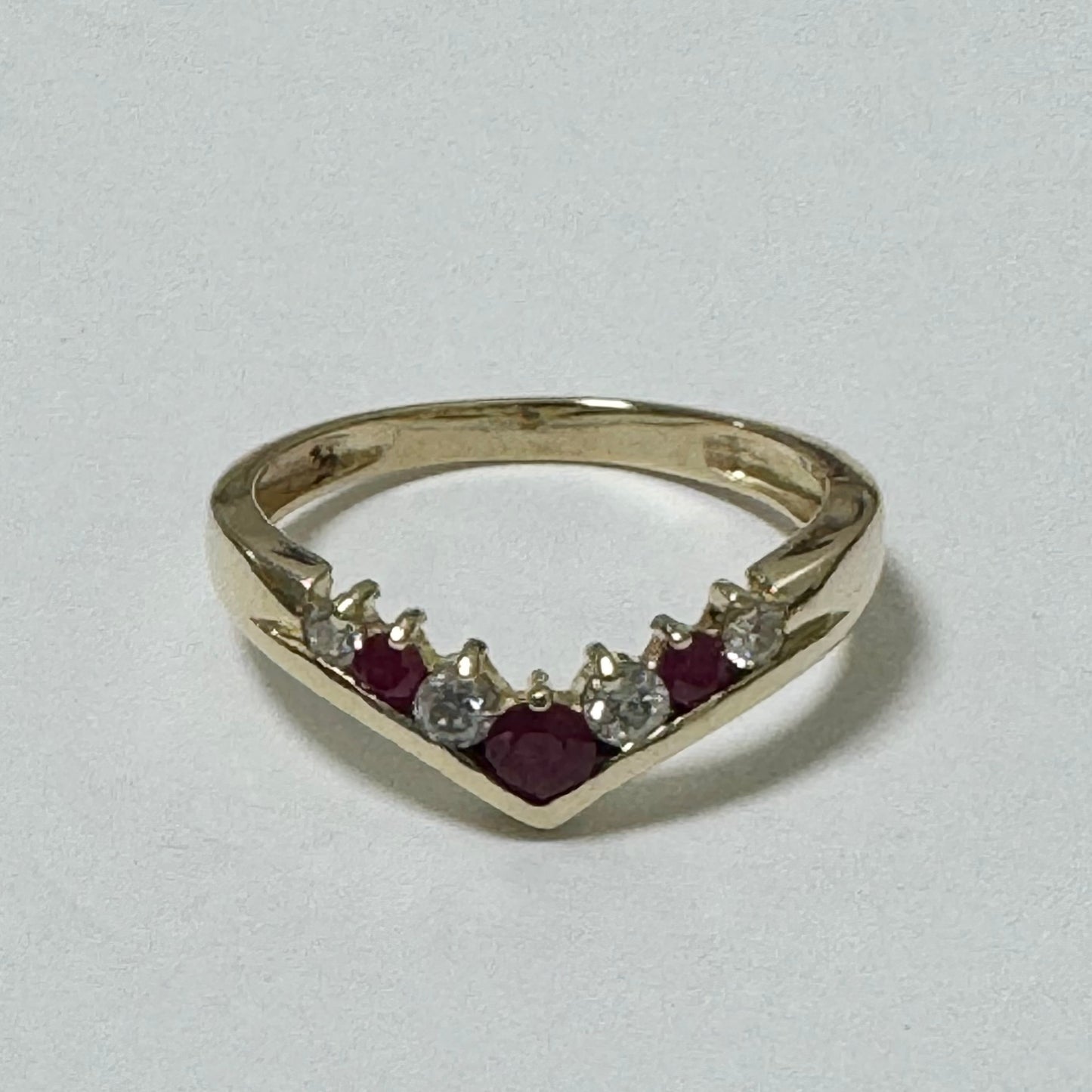 9ct Yellow Gold Ruby & Diamond Shaped Eternity Ring Pre-Loved Ref PLR91