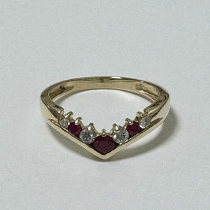 9ct Yellow Gold Ruby & Diamond Shaped Eternity Ring Pre-Loved Ref PLR91