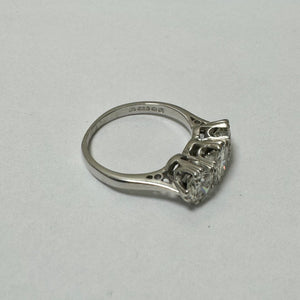 18ct White Gold Trilogy Diamond Ring- Pre-Loved Ref PLR62