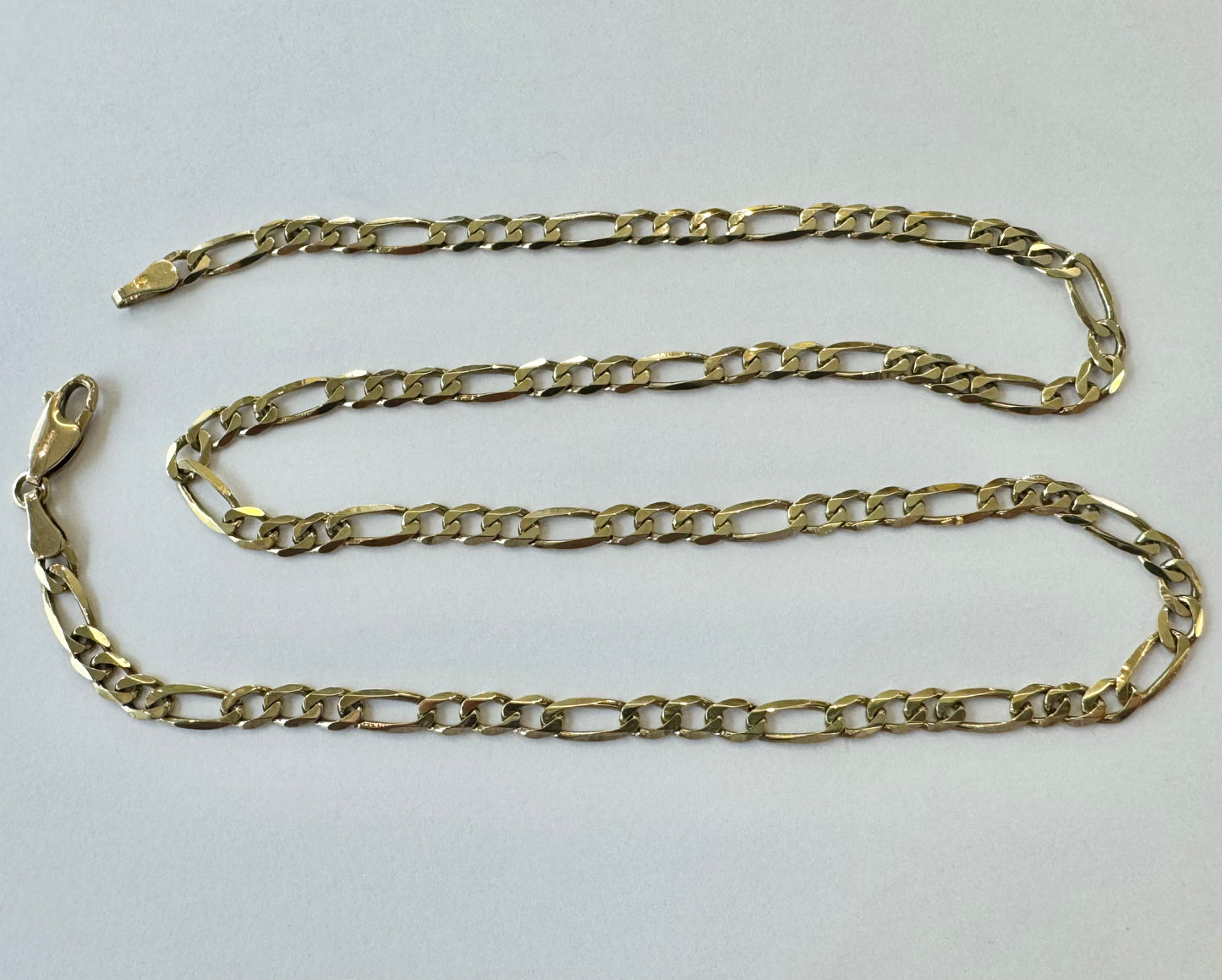 PLN4 9ct Yellow Gold Figaro Chain Necklace Pre Loved