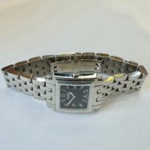 Load image into Gallery viewer, Pre-Loved Fendi Unisex Stainless Steel Bracelet Watch 6060
