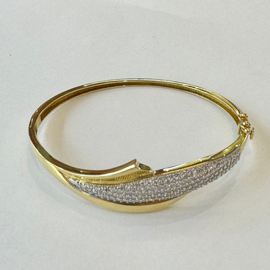 18ct Yellow Gold Pave CZ Set Hinged Bangle Pre Loved