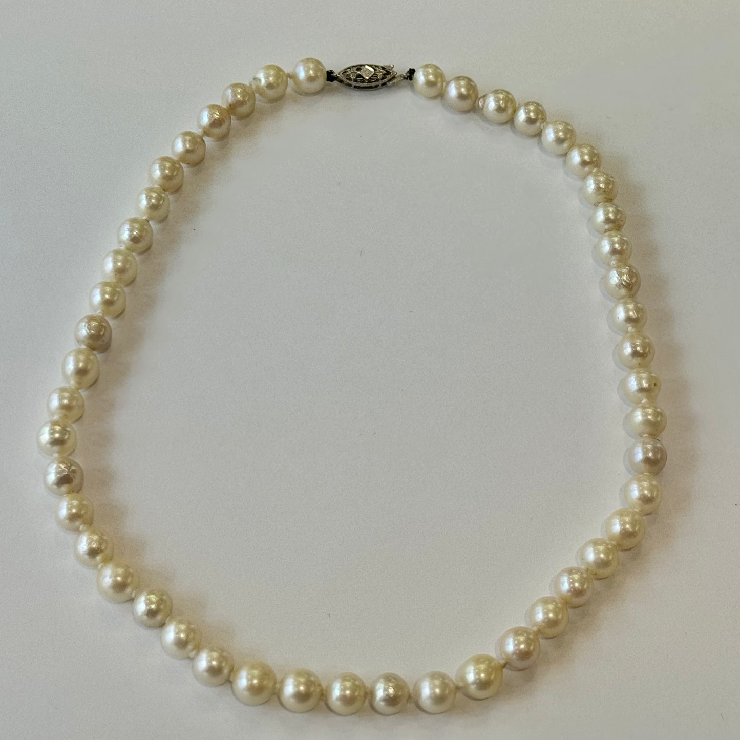 Fresh Water Pearl Necklace 48 Pearls With 9ct White Gold Clasp - Pre Loved