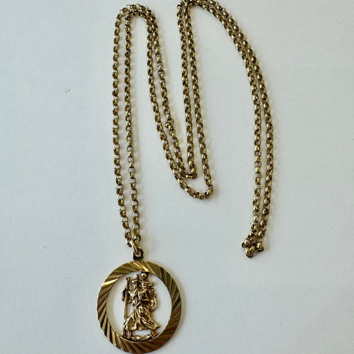 9ct Yellow Gold Cut Out Round St Christopher Pendant and Chain Pre Loved