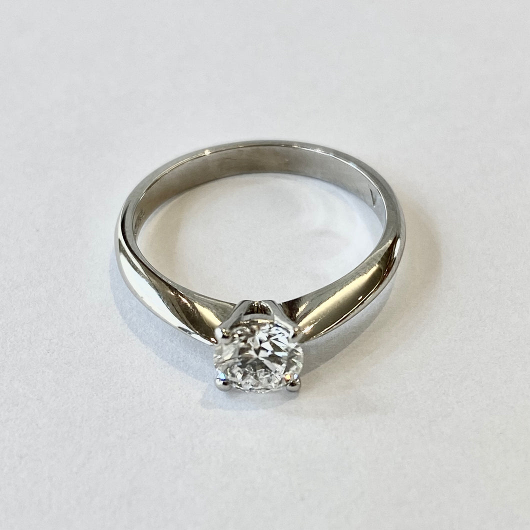 18ct White Gold Lab Grown 0.72ct Round Brilliant Cut Diamond Solitaire Ring