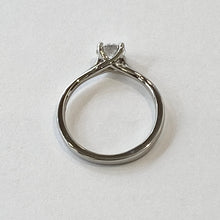 Load image into Gallery viewer, 18ct White Gold Lab Grown Round Brilliant Cut Diamond Solitaire Ring
