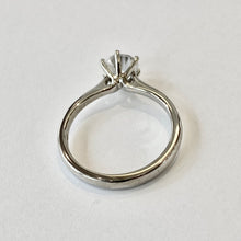 Load image into Gallery viewer, 18ct White Gold Lab Grown 1ct Round Brilliant Cut Diamond Solitaire Ring
