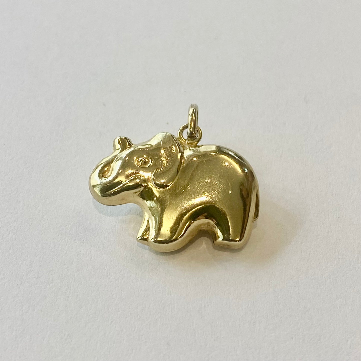 PLCH18 9ct Yellow gold Elephant charm pendant 1.6grms