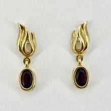 Load image into Gallery viewer, 9ct Yellow Gold Tulip Flowers with Oval Garnet Drop Style Stud Earrings Pre-Loved
