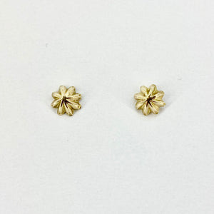 9ct Yellow Gold Flower Stud Earrings Pre-Loved Ref PLE46