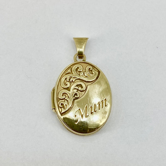 9ct Yellow Gold Oval Locket Engraved With “Mum” Pre Loved