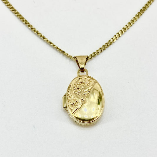 PLL08 9ct Yellow Gold Small Oval Patterned Locket With Chain Pre Loved