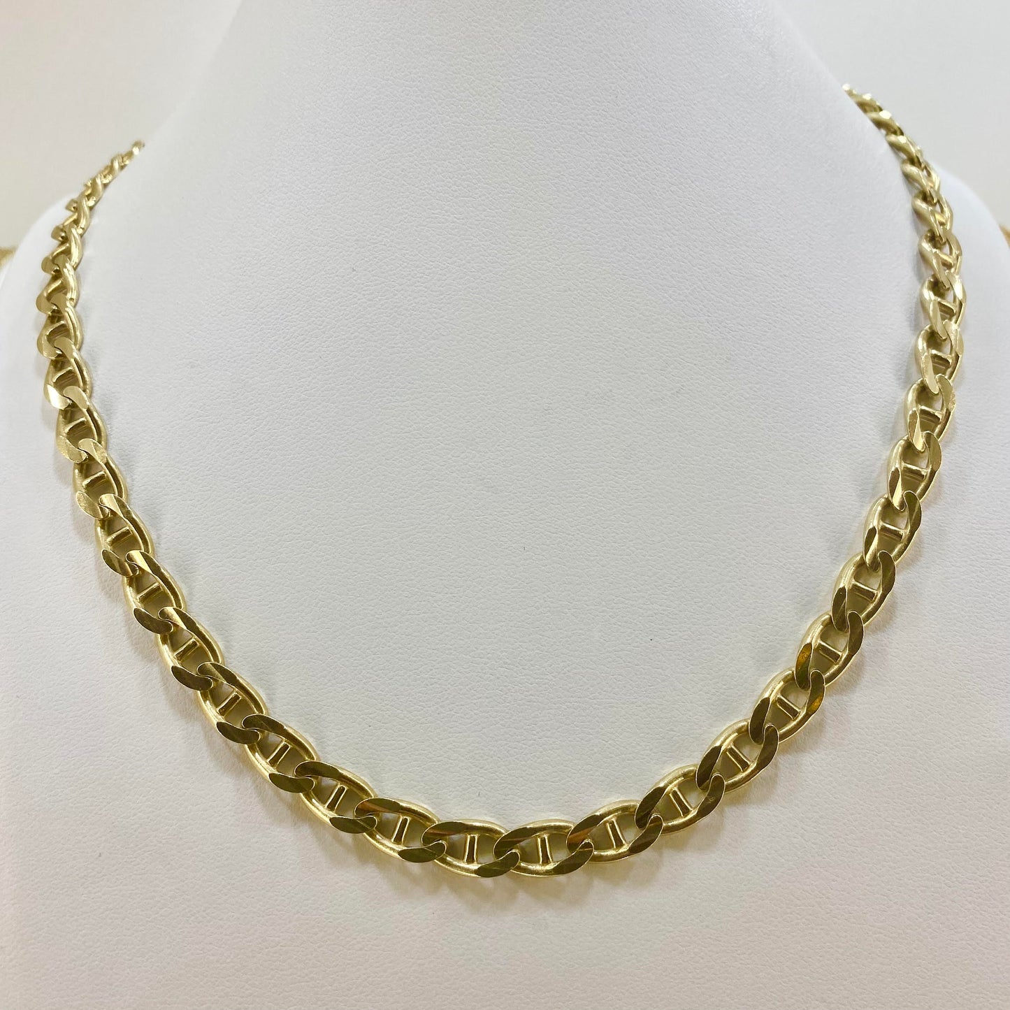 9ct Yellow Gold Anchor Curb Chain Necklace Pre Loved