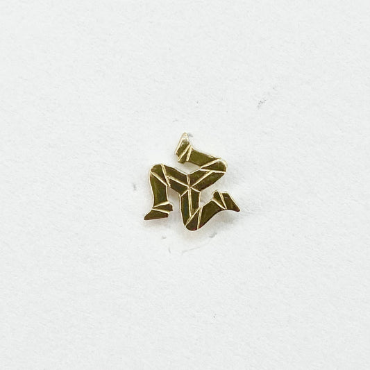 9ct Yellow Gold Triskelion Symbol 3 Legs Nose Stud