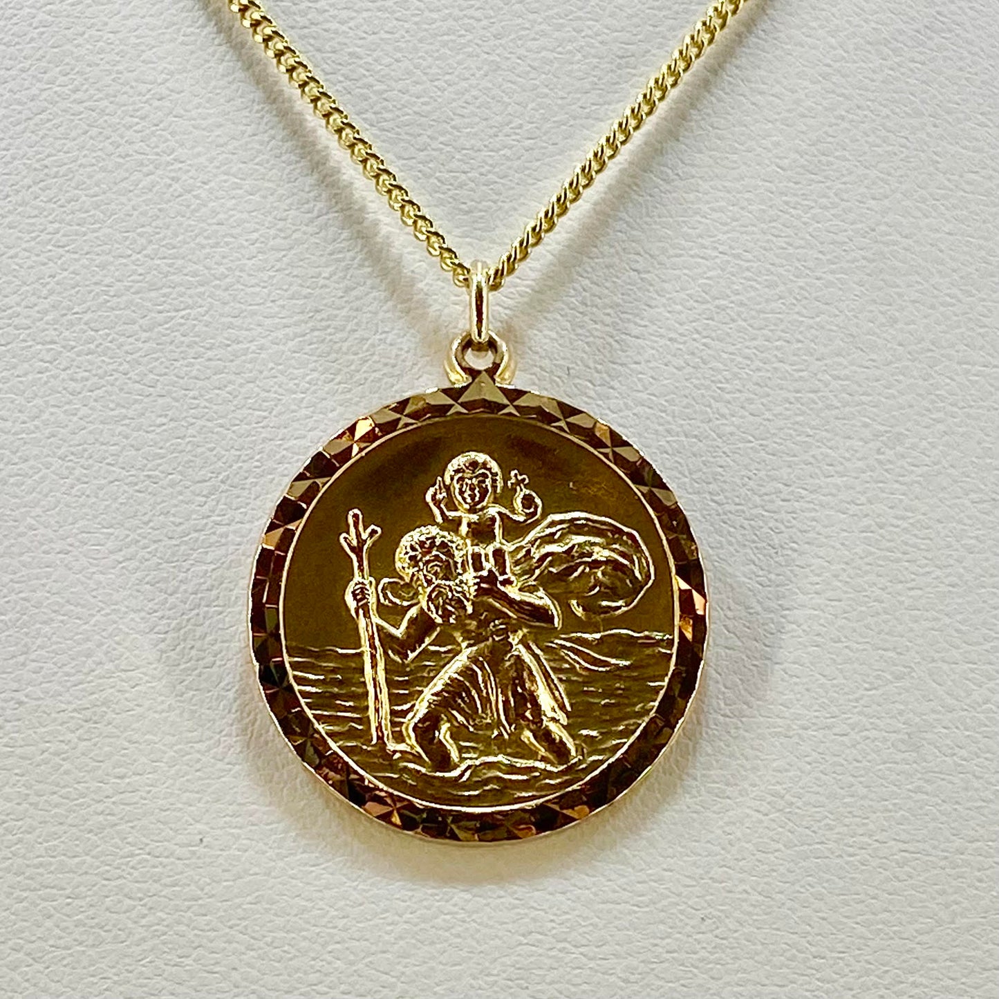 9ct Yellow Gold St Christopher Pendant Pre Loved