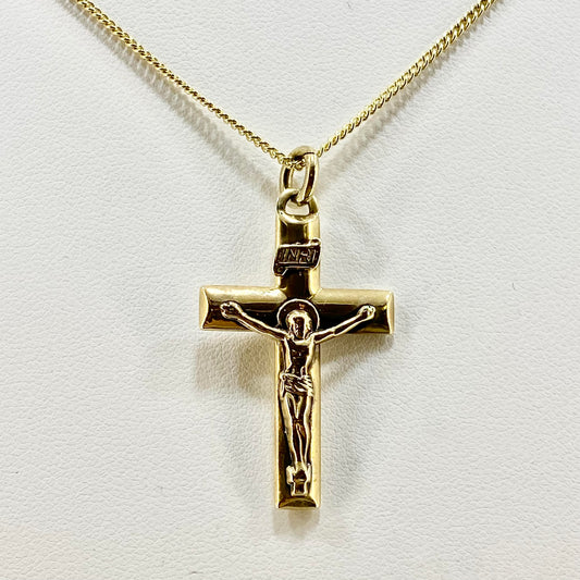 9ct Yellow Gold Crucifix Pendant Pre Loved