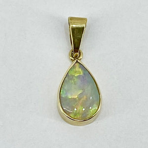 9ct Yellow Gold Pendant Set With Opal Teardrop Pre Loved