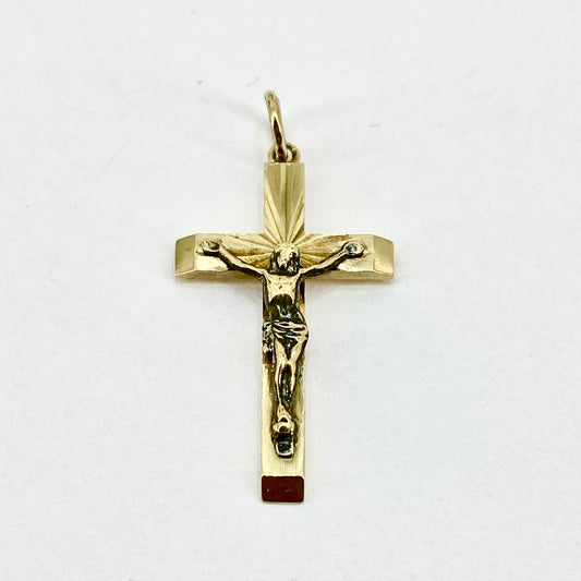 9ct Yellow Gold Small Crucifix Pendant Pre Loved