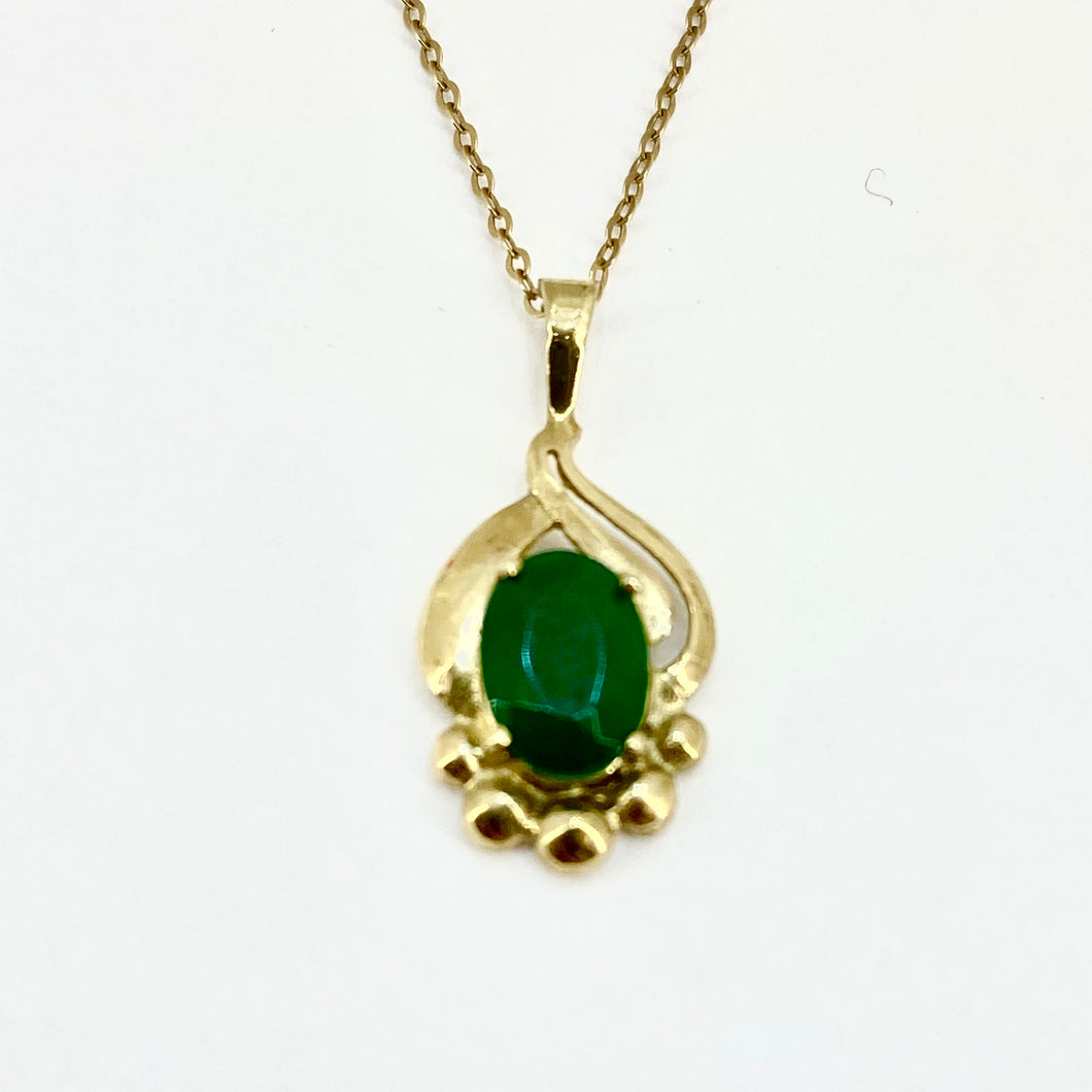 9ct Yellow Gold Emerald Set Pendant on Chain