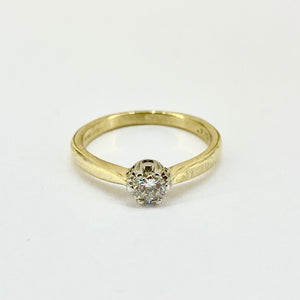 18ct Yellow Gold and Platinum Diamond Solitaire Ring Pre Loved