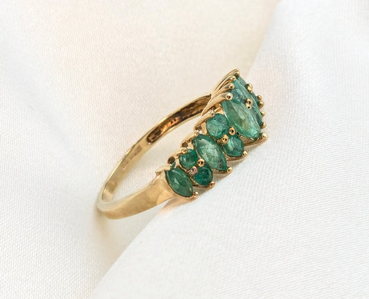 9ct Gold Emerald Set Ring