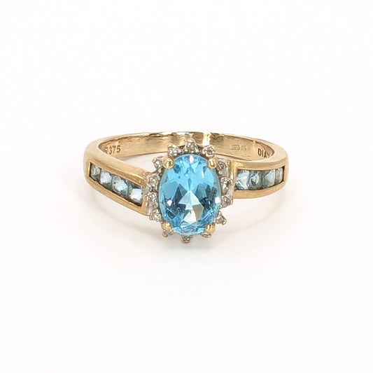 9ct Yellow Gold Blue Topaz and Diamonds Cluster Ring Pre Loved