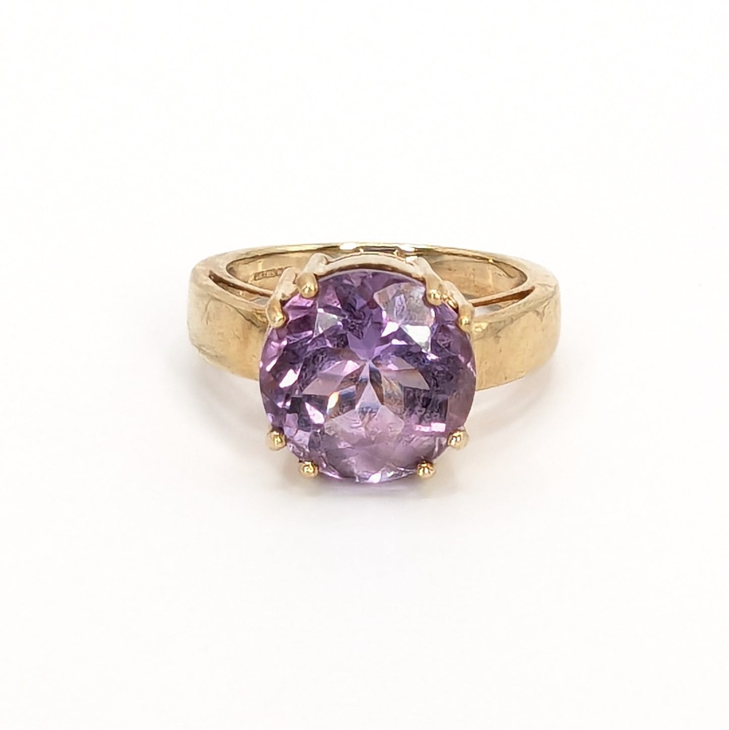 9ct Yellow Gold Amethyst Set Ring Pre Loved