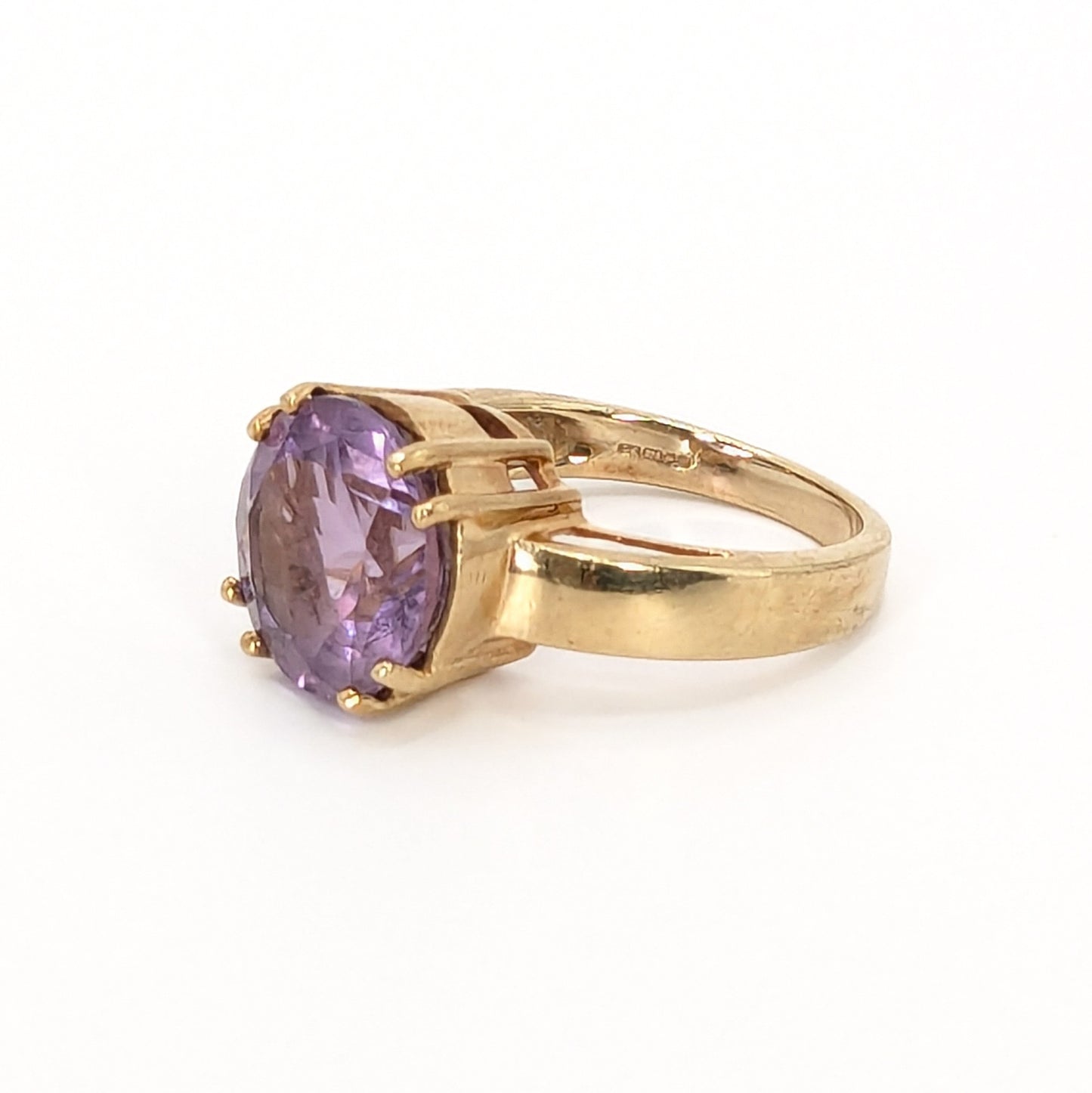 9ct Yellow Gold Amethyst Set Ring Pre Loved