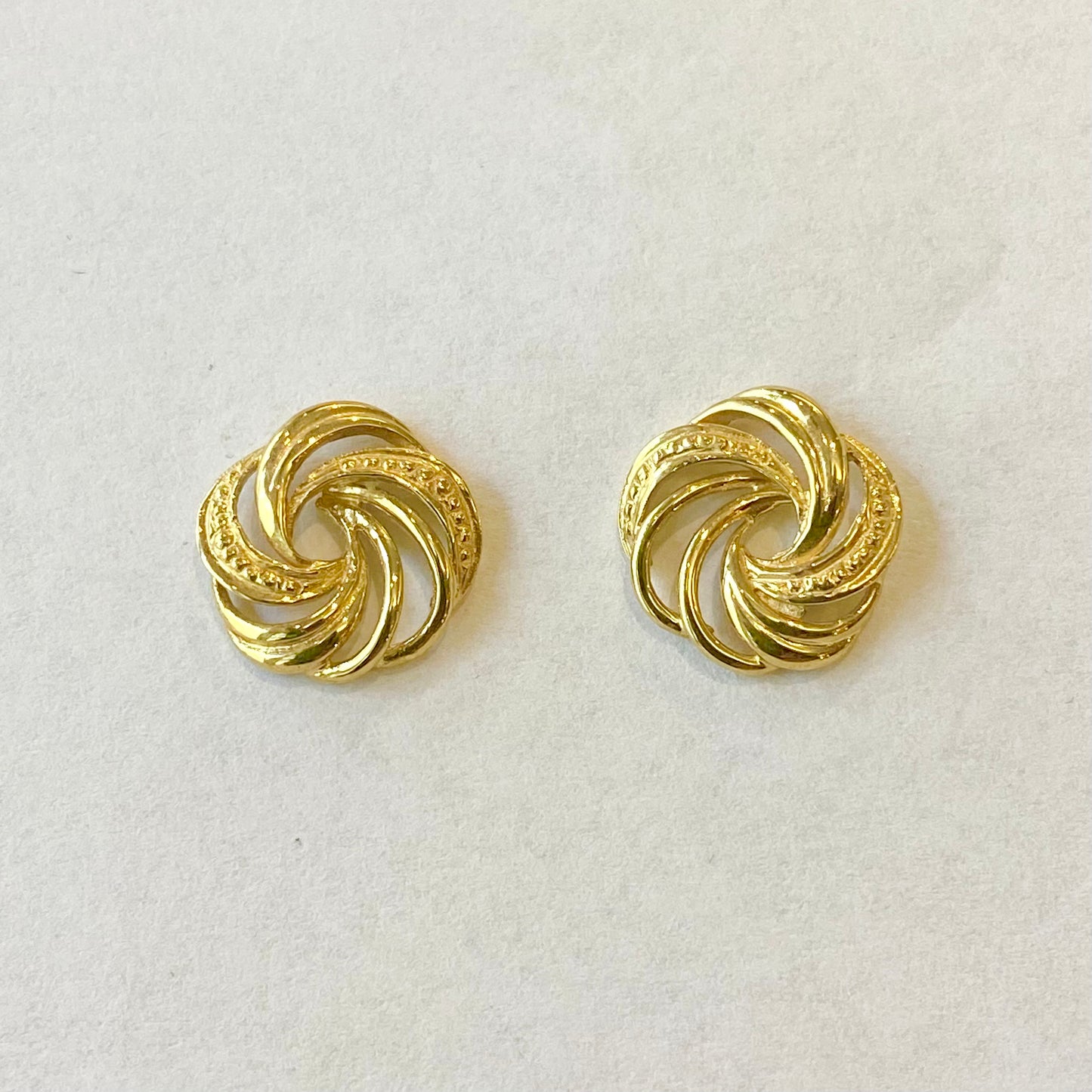 9ct Yellow Gold Knot Style Stud Earrings Pre Loved Ref PLE43