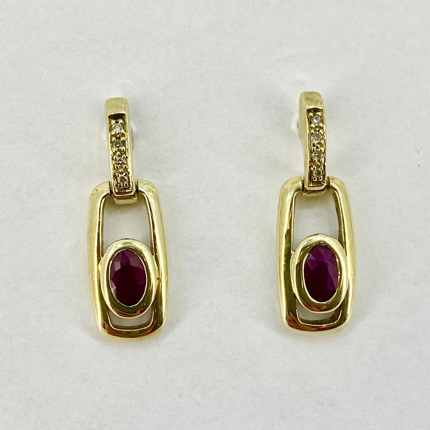 9ct Yellow Gold Ruby and Diamonds Set Dangle Stud Earrings Pre Loved Ref PLE52