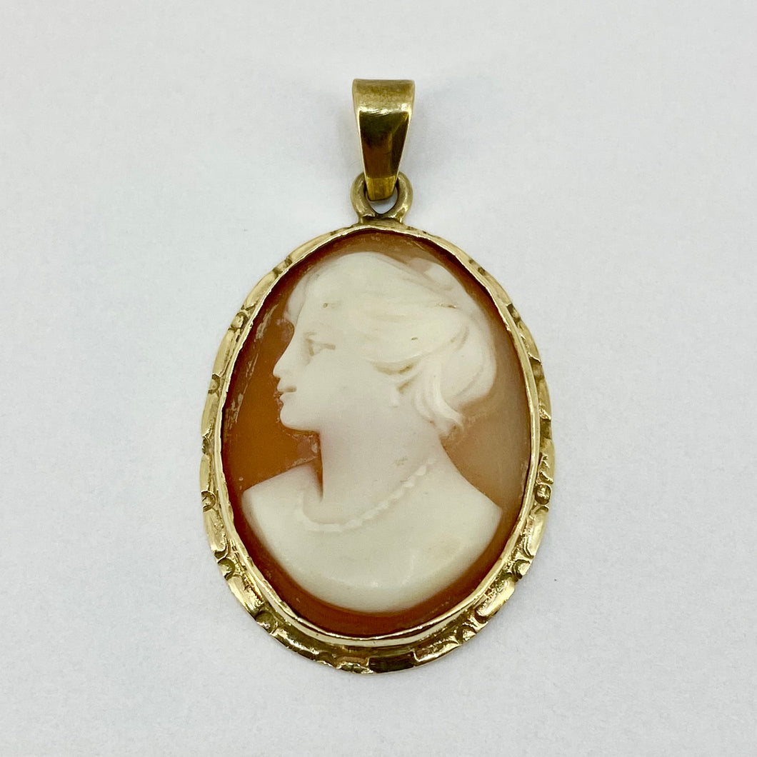 9ct Yellow Gold Cameo Pendant Pre Loved